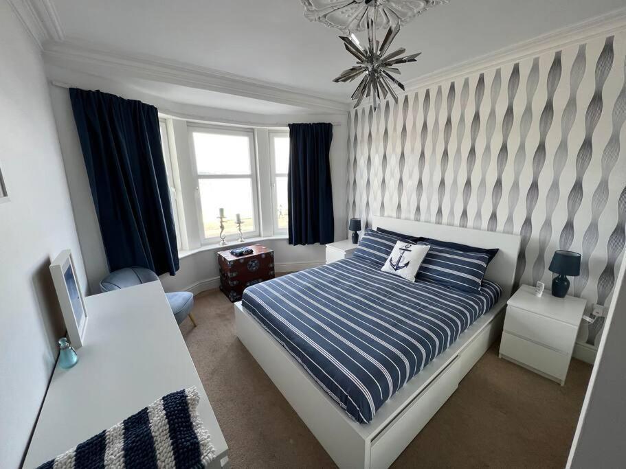 Fantastic 3 Bedroom Holiday Home Millport Eksteriør bilde