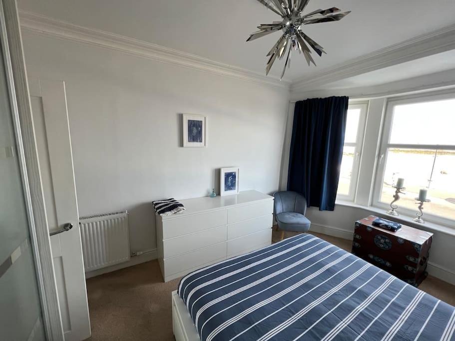 Fantastic 3 Bedroom Holiday Home Millport Eksteriør bilde